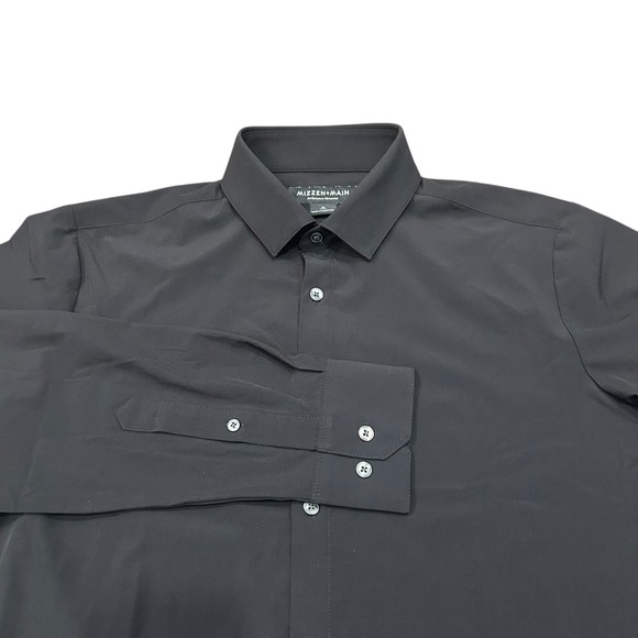 Mizzen+Main Other - MIZZEN+MAIN Leeward Dress Shirt Performance Trim Fit Black Long Sleeve Medium
